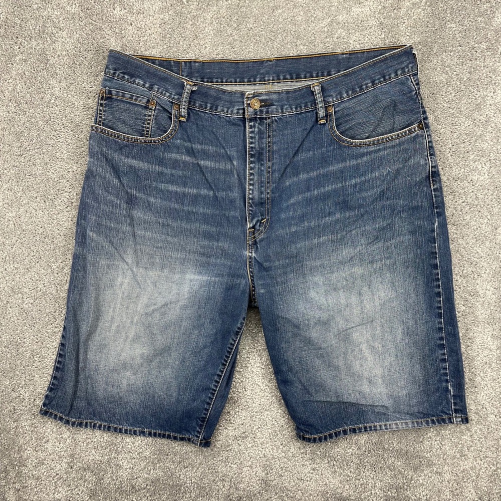Levis Shorts Mens 40 Medium Wash 5-Pocket Classic Fit Denim